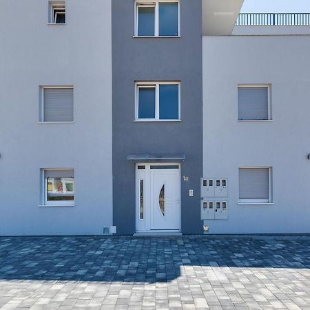 Apartmani Kastelina فير المظهر الخارجي الصورة