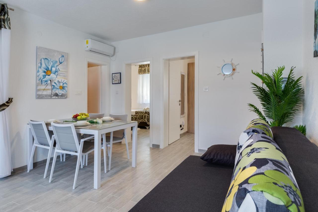 Apartmani Kastelina فير المظهر الخارجي الصورة