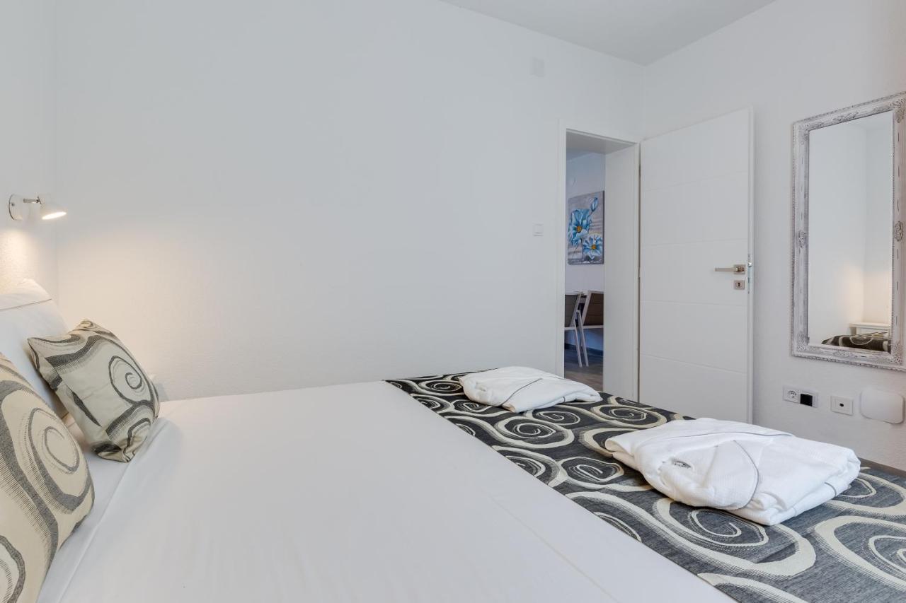 Apartmani Kastelina فير المظهر الخارجي الصورة