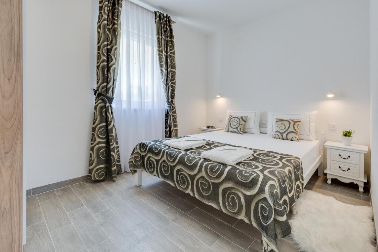 Apartmani Kastelina فير المظهر الخارجي الصورة