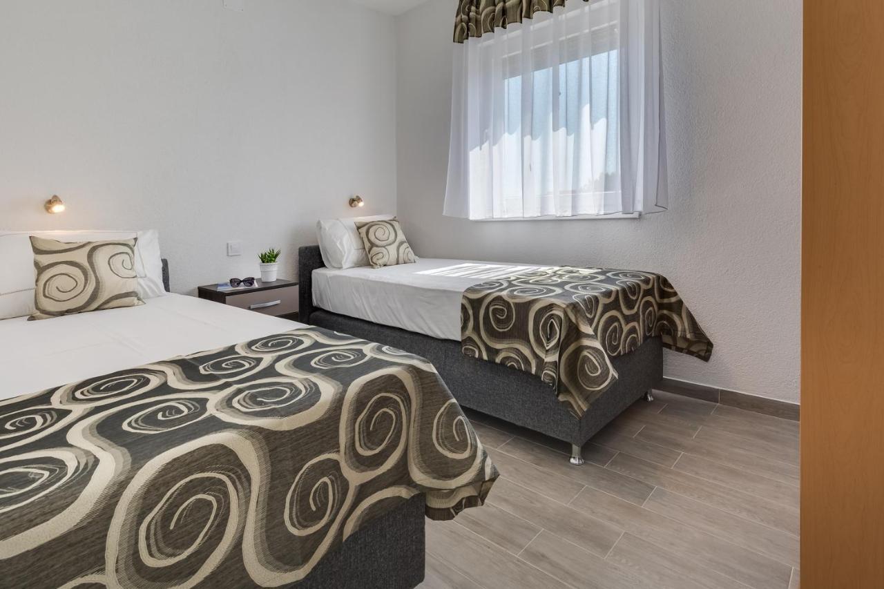 Apartmani Kastelina فير المظهر الخارجي الصورة