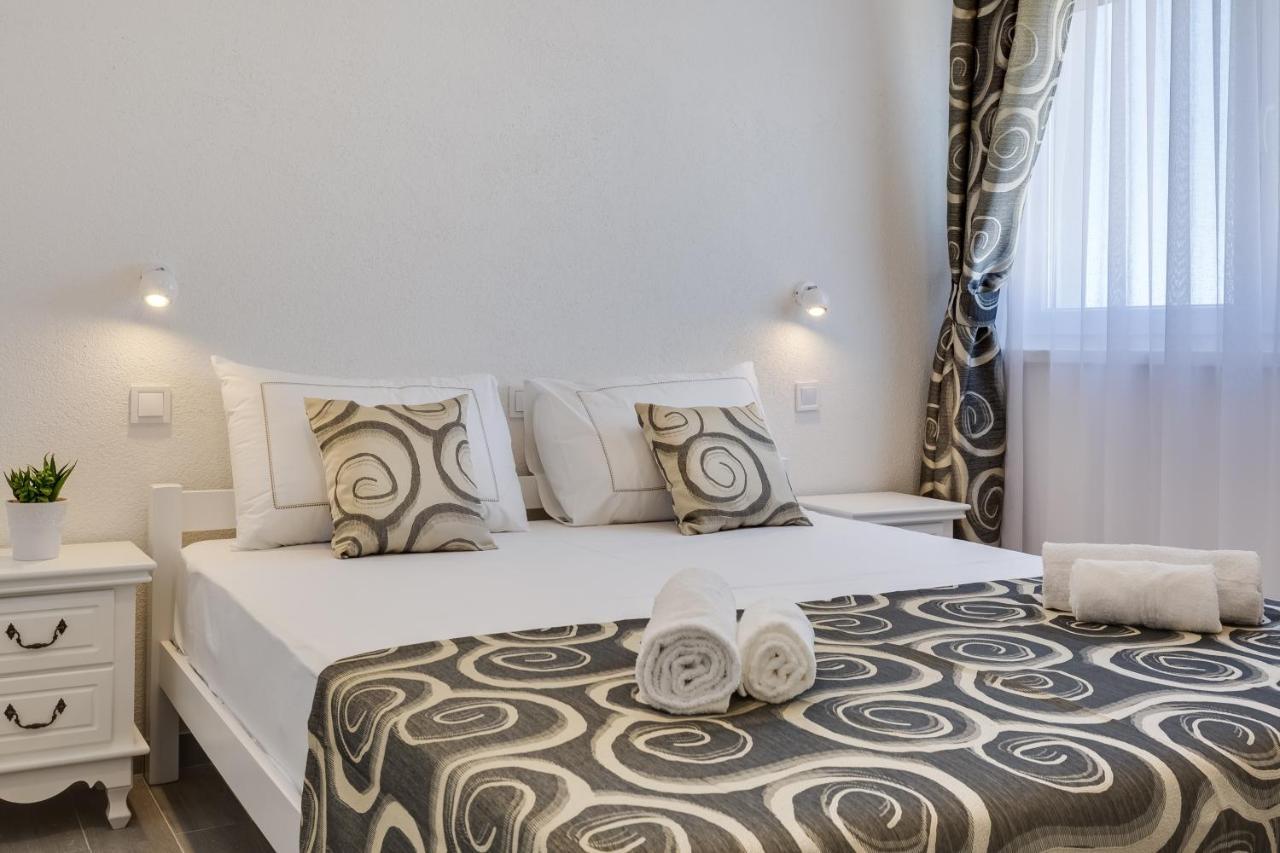 Apartmani Kastelina فير المظهر الخارجي الصورة
