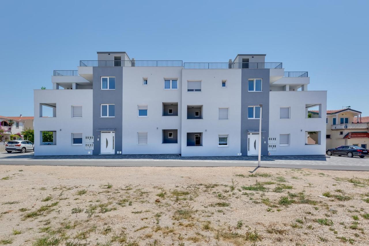 Apartmani Kastelina فير المظهر الخارجي الصورة